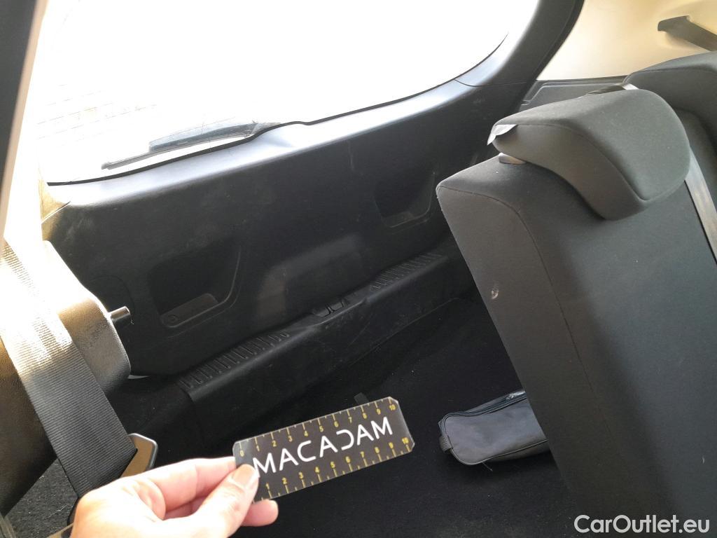  Ford  Fiesta FORD  5p 7G berlina con portón 1.5 TDCi 63kW Trend 5p #10