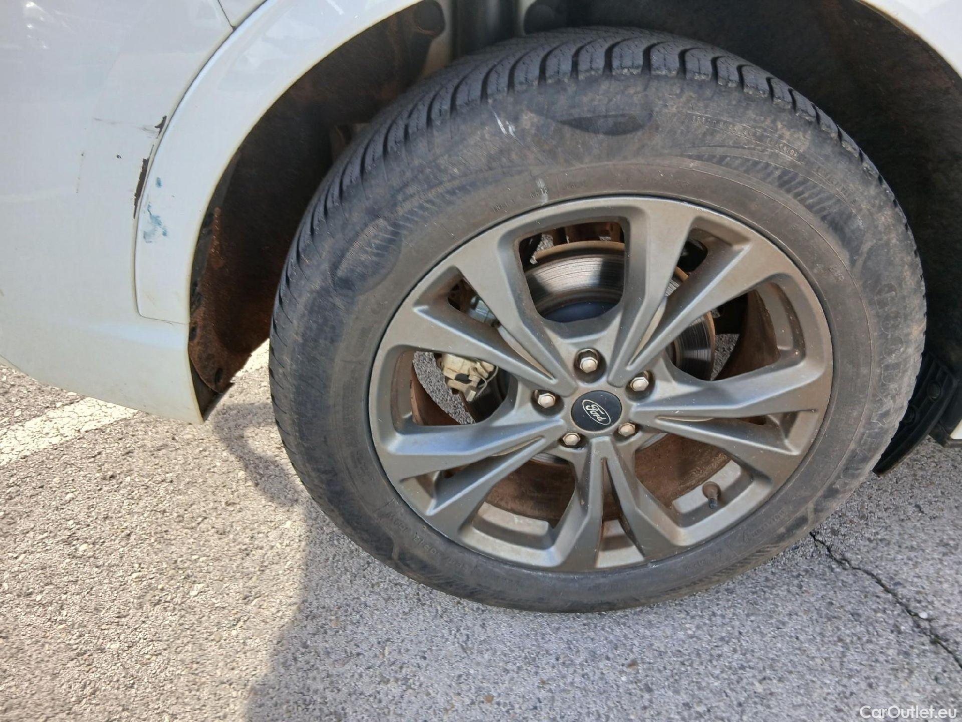  Ford  Kuga  Hybrid ST-Line 2.5 190CV ATV E6d #29