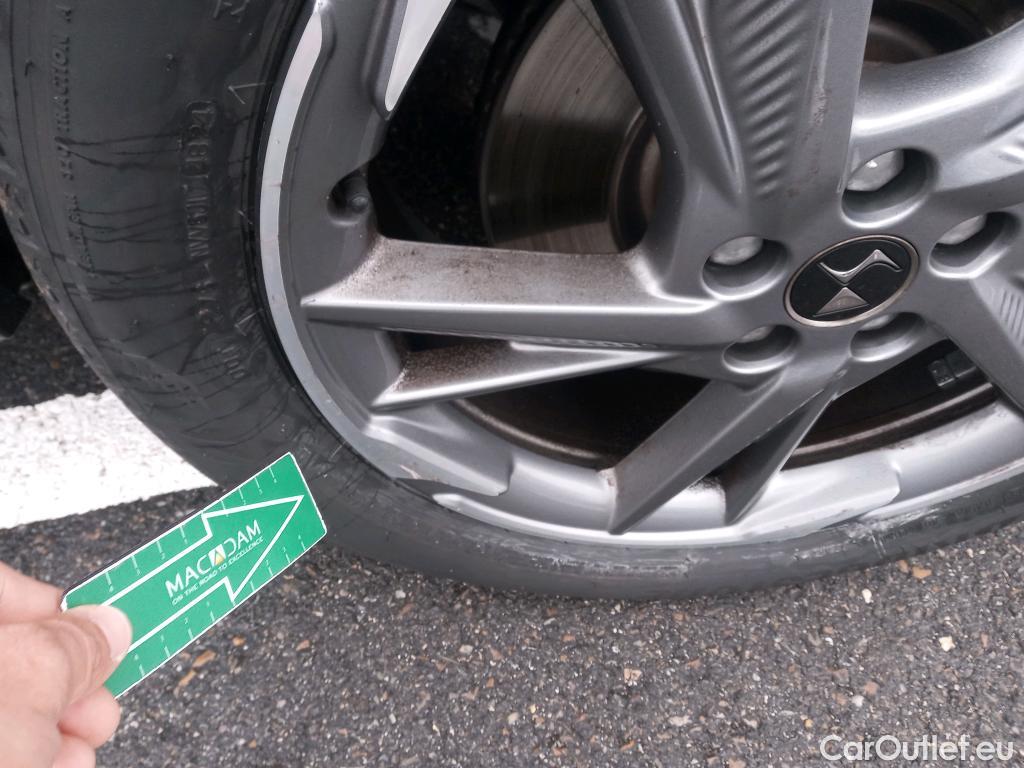  DS  DS7 DS DS 7 Crossback E-Tense / 2017 / 5P / todoterreno 1.6 E-Tense 300 Rivoli Auto 4WD #13