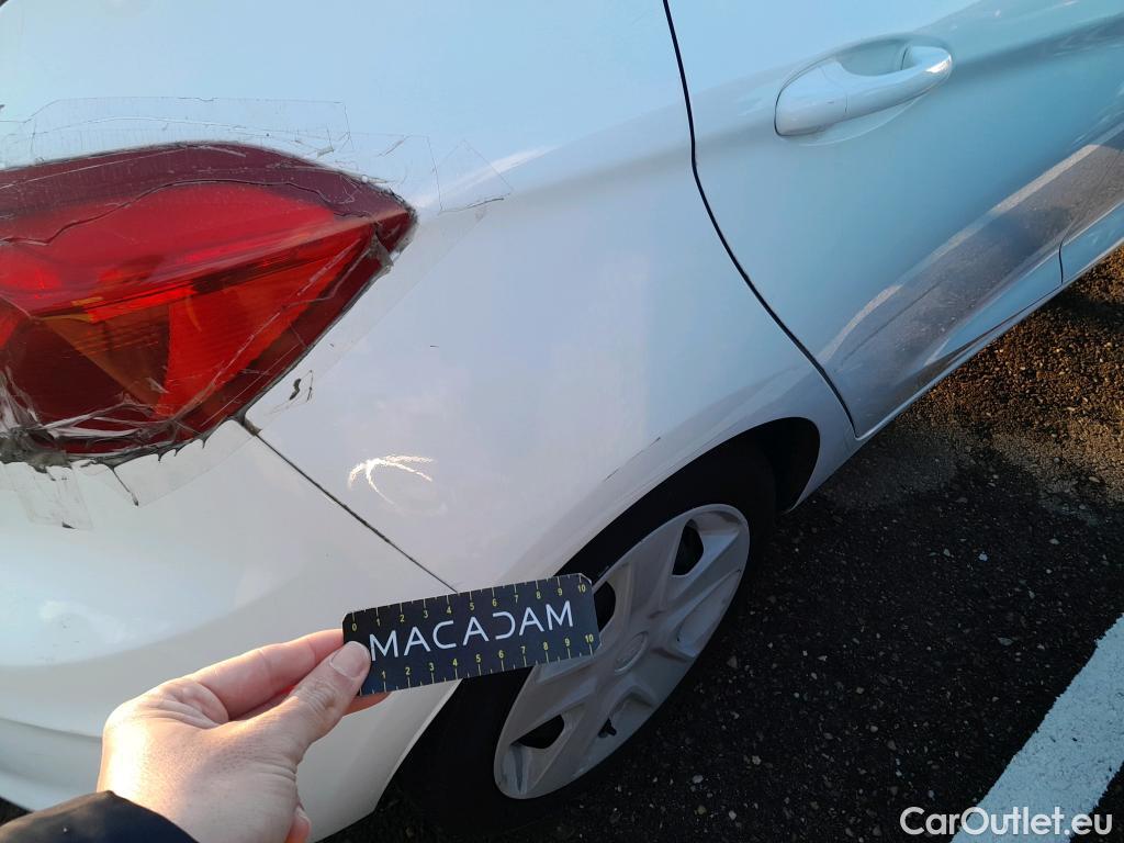  Ford  Fiesta FORD  5p 7G berlina con portón 1.5 TDCi 63kW Trend 5p #18