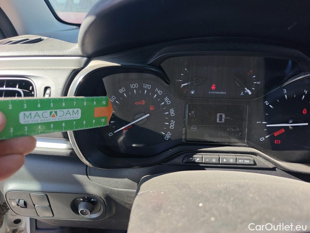  Citroen  C3 CITROEN  / 2020 / 5P / berlina con portón BlueHDi 75KW (100CV) S&S FEEL #37