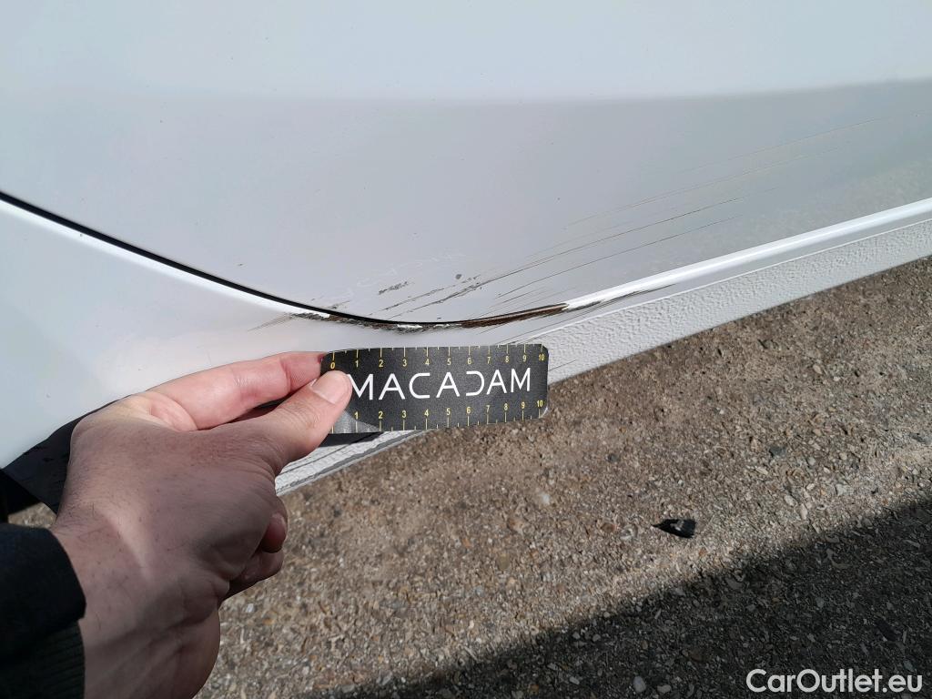  KIA  Cee'd KIA Ceed / 2018 / 5P / berlina con portón 1.0 MHEV 88kW (120CV) Drive DCT #10