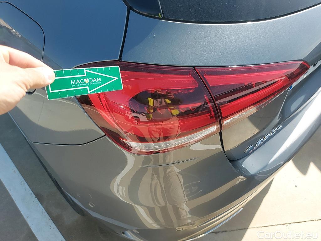  Mercedes  A-Klasse MERCEDES-BENZ Clase A / 2018 / 5P / berlina con portón A 250 e #1