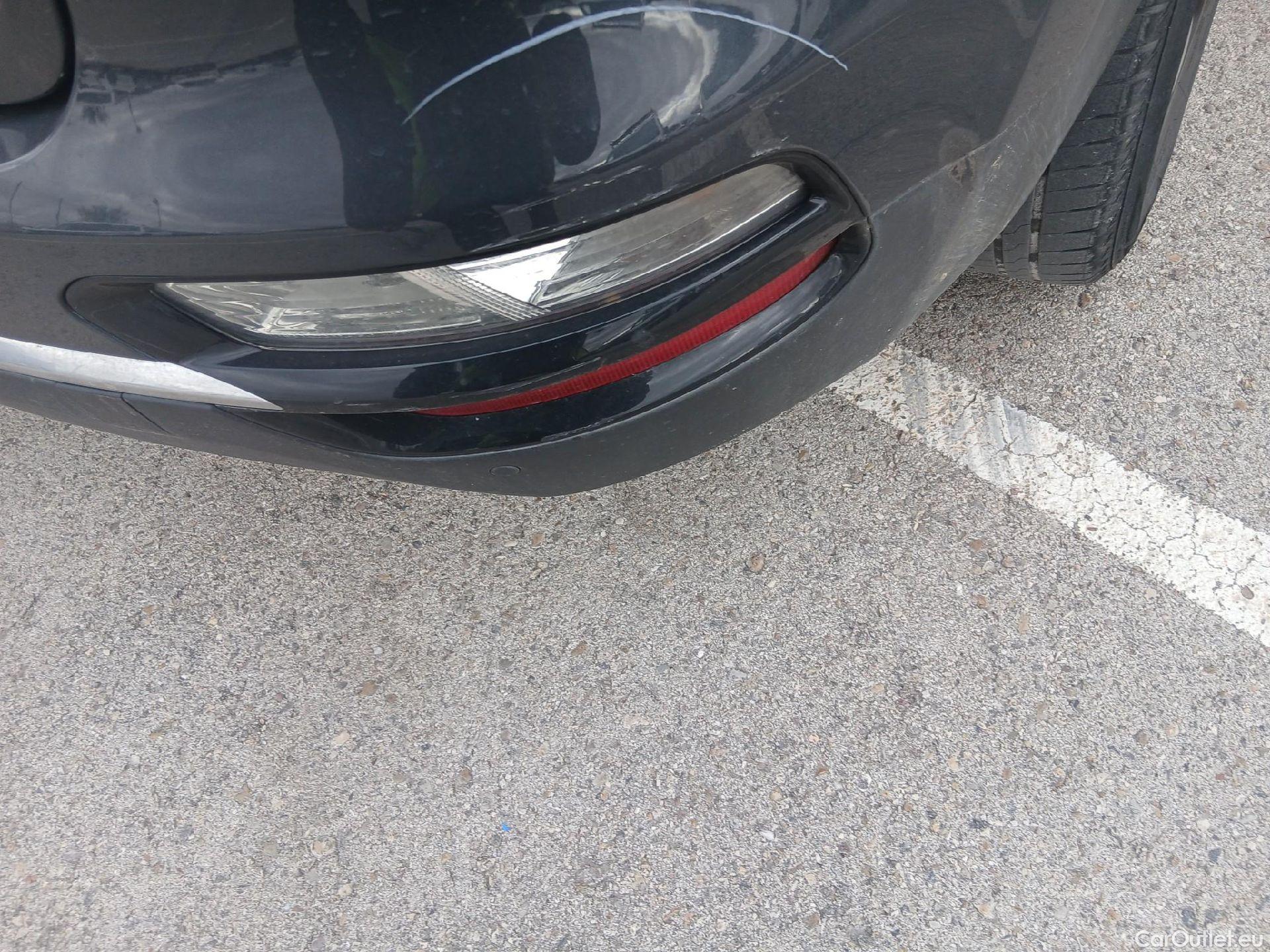  KIA  Sportage KIA  / 2018 / 5P / todoterreno 1.6 MHEV Business 100kW (136CV) 4x2 #37