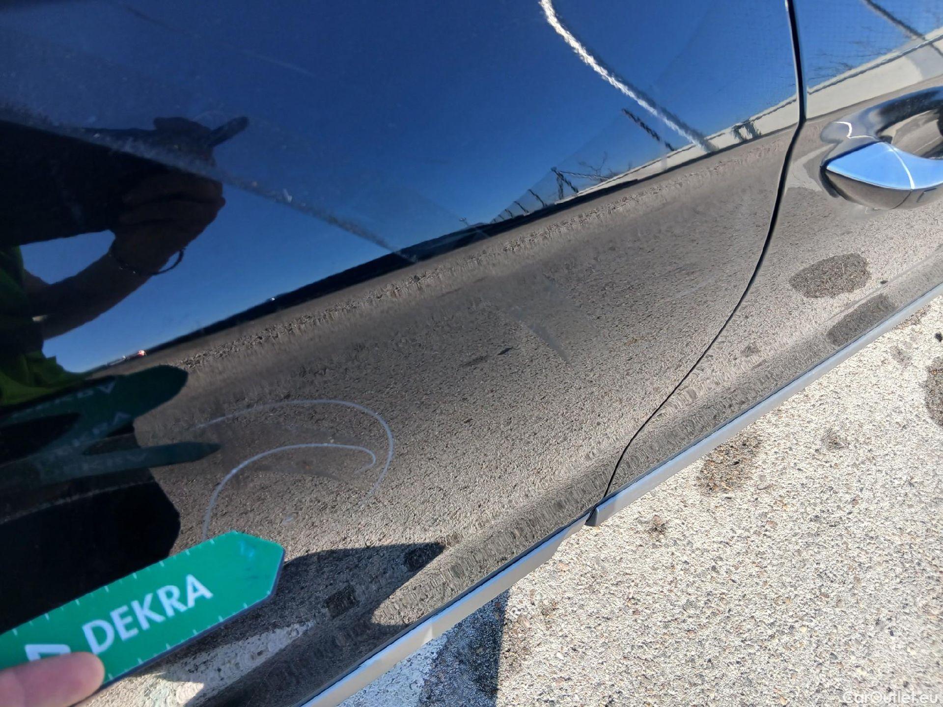  Hyundai   Ioniq HYUNDAI / 2019 / 5P / berlina con portón 1.6 GDI HEV Tecno DCT #22