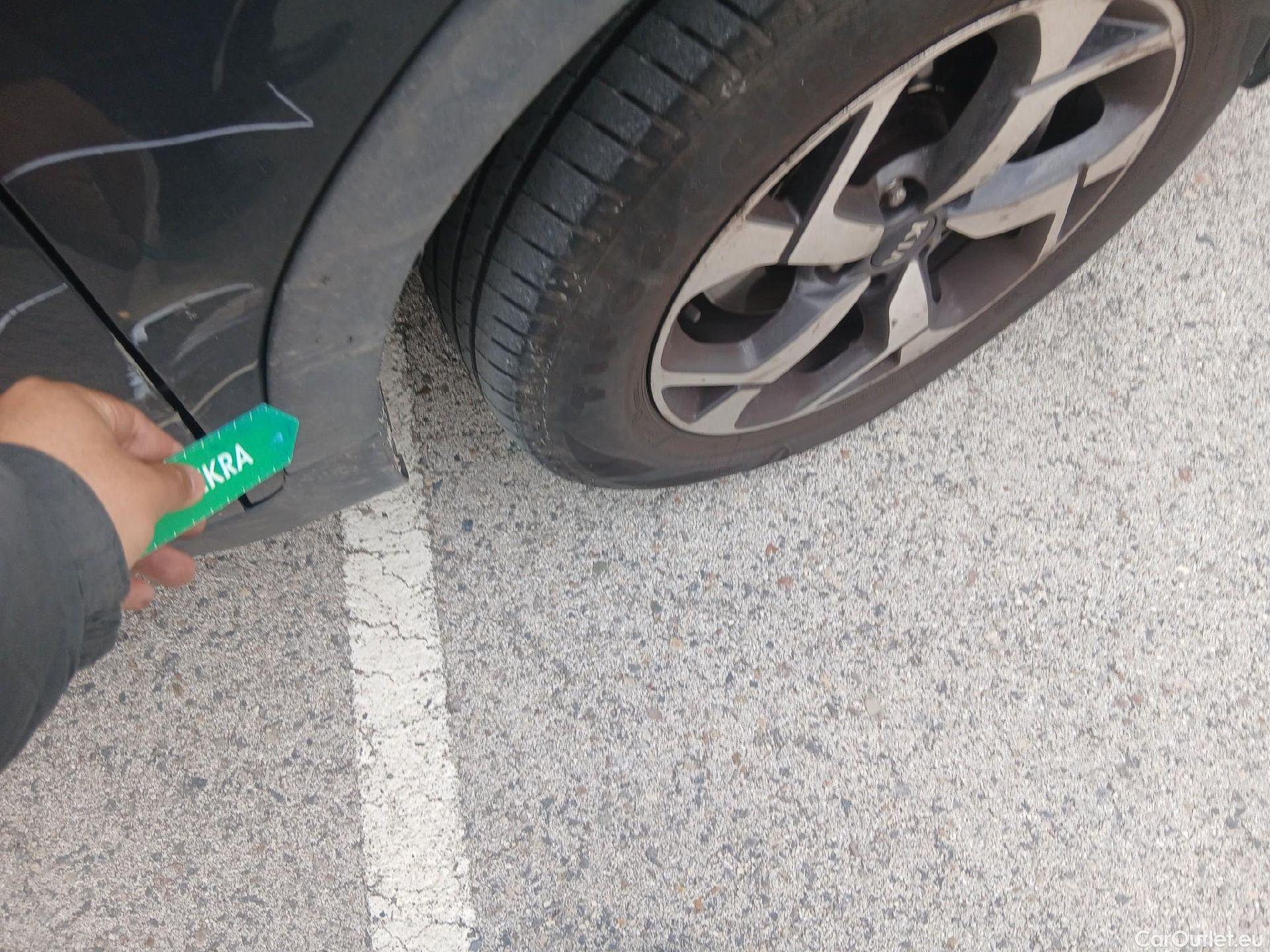  KIA  Sportage KIA  / 2018 / 5P / todoterreno 1.6 MHEV Business 100kW (136CV) 4x2 #50