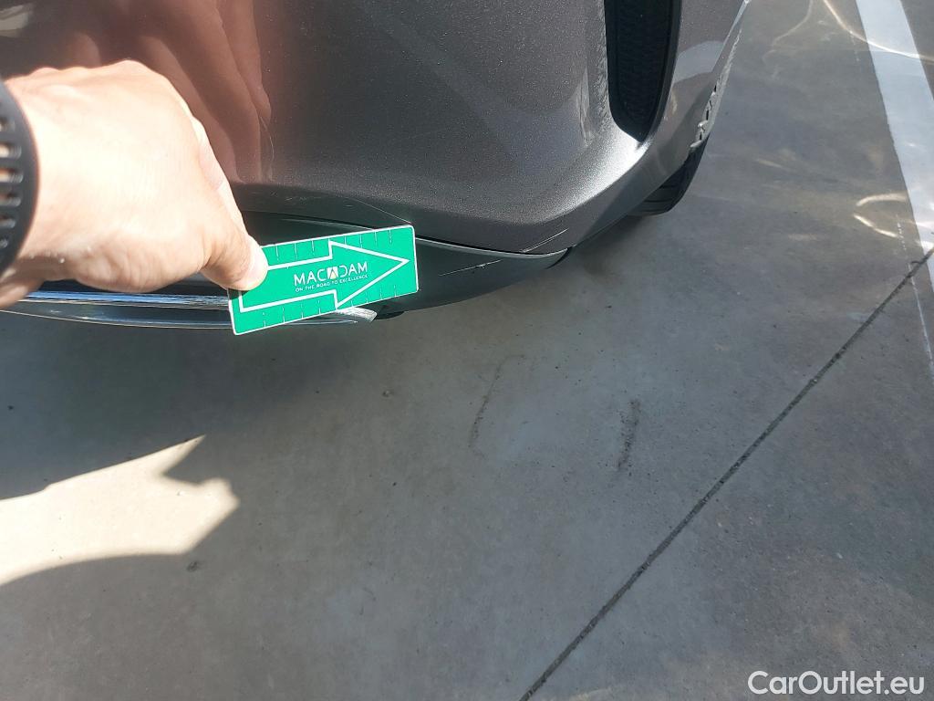  Mercedes  A-Klasse MERCEDES-BENZ Clase A / 2018 / 5P / berlina con portón A 250 e #8