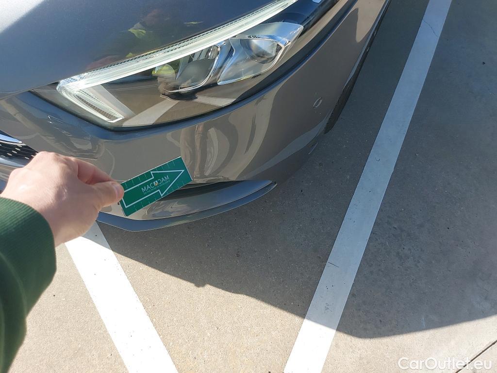  Mercedes  A-Klasse MERCEDES-BENZ Clase A / 2018 / 5P / berlina con portón A 250 e #14