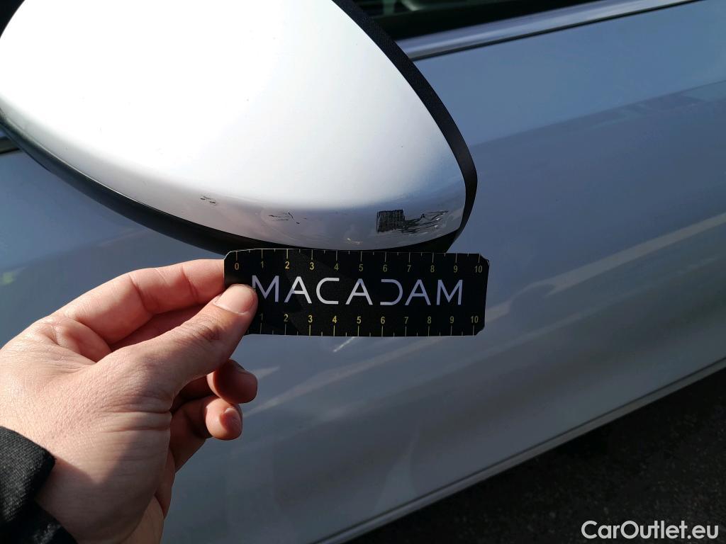  KIA  Cee'd KIA Ceed / 2018 / 5P / berlina con portón 1.0 MHEV 88kW (120CV) Drive DCT #23