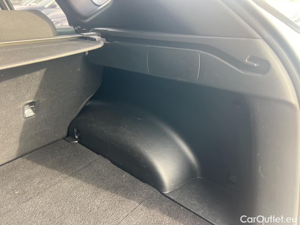  Hyundai  Tucson HYUNDAI  / 2020 / 5P / todoterreno 1.6 CRDI 100kW (136CV) 48V Maxx DCT #12