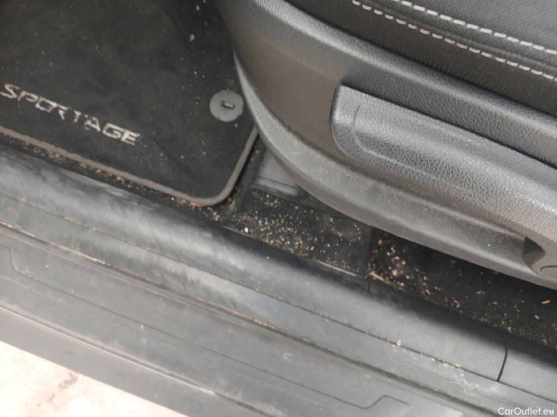  KIA  Sportage KIA  / 2018 / 5P / todoterreno 1.6 MHEV Business 100kW (136CV) 4x2 #7