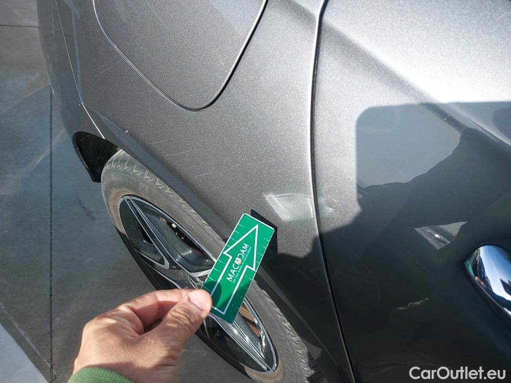  Mercedes  A-Klasse MERCEDES-BENZ Clase A / 2018 / 5P / berlina con portón A 250 e #10