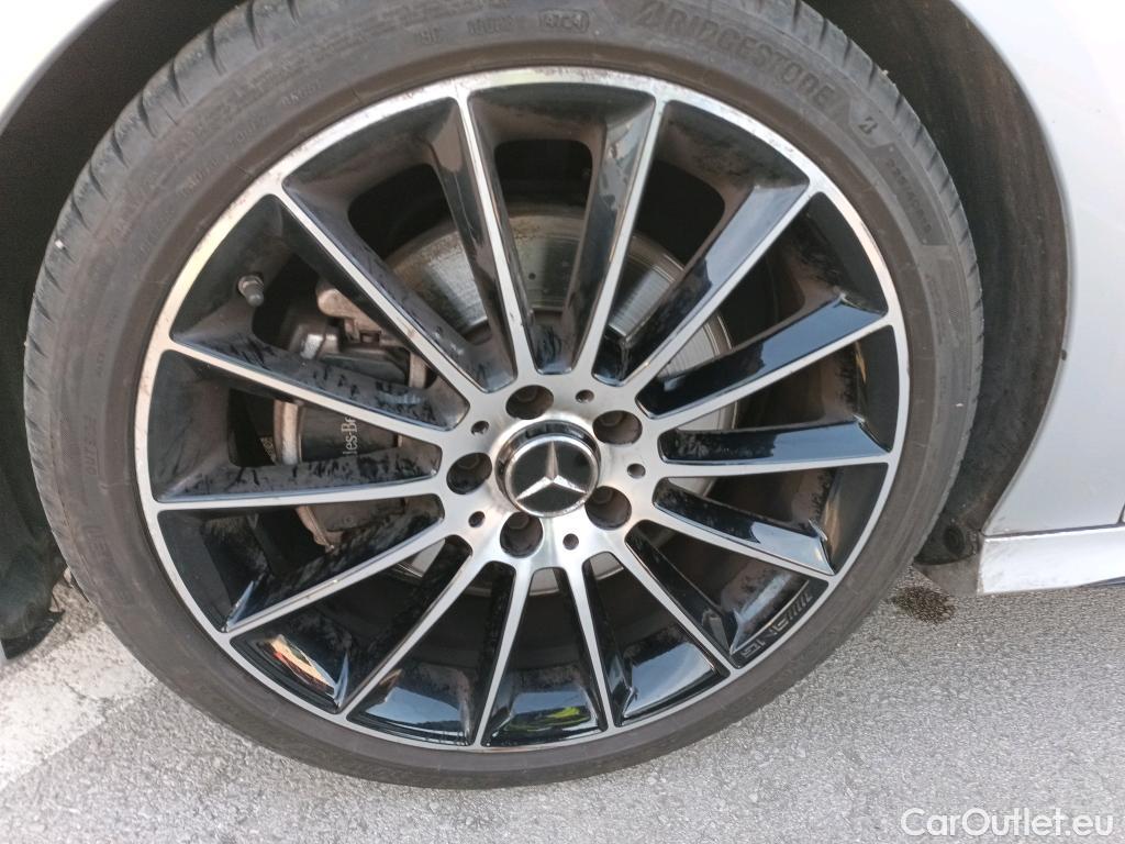  Mercedes  CLA-Klasse MERCEDES-BENZ CLA / 2019 / 5P / familiar CLA 200 D DCT Shooting Brake #3