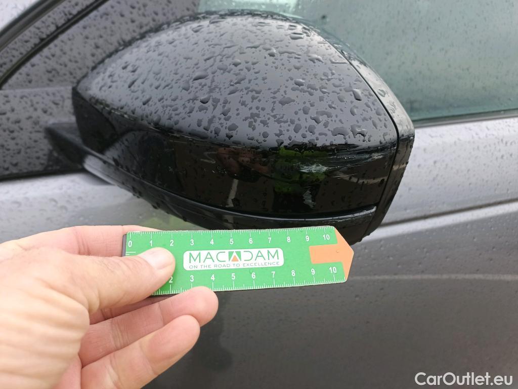  Land Rover  Discovery LAND ROVER  Sport / 2019 / 5P / todoterreno 1.5 I3 PHEV 309PS AWD Auto R-Dynamic S #18