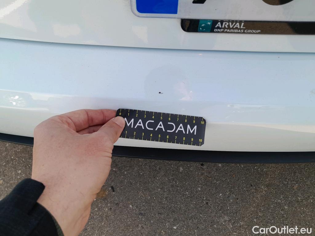  KIA  Cee'd KIA Ceed / 2018 / 5P / berlina con portón 1.0 MHEV 88kW (120CV) Drive DCT #32