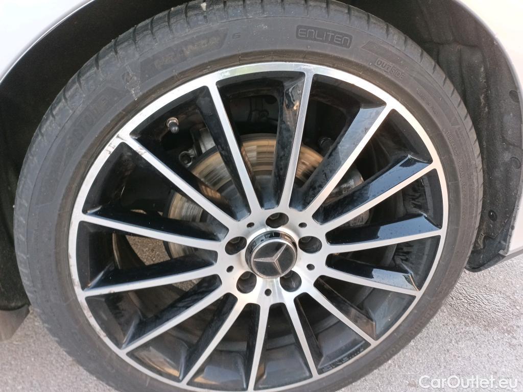  Mercedes  CLA-Klasse MERCEDES-BENZ CLA / 2019 / 5P / familiar CLA 200 D DCT Shooting Brake #5