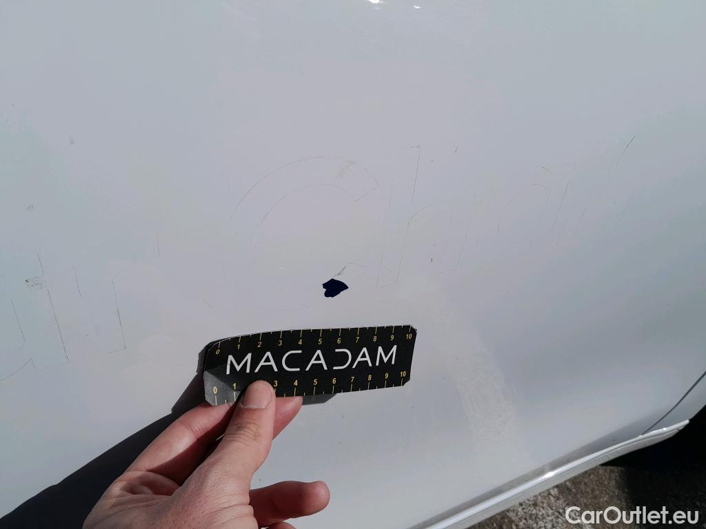  KIA  Cee'd KIA Ceed / 2018 / 5P / berlina con portón 1.0 MHEV 88kW (120CV) Drive DCT #16