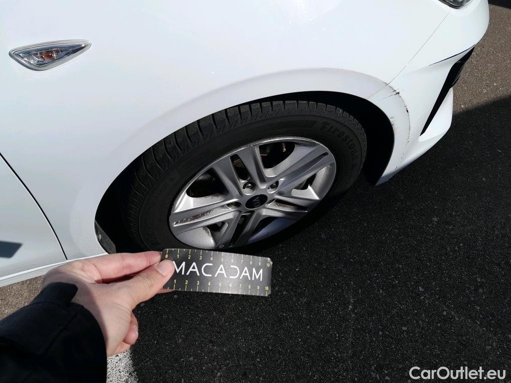  KIA  Cee'd KIA Ceed / 2018 / 5P / berlina con portón 1.0 MHEV 88kW (120CV) Drive DCT #11