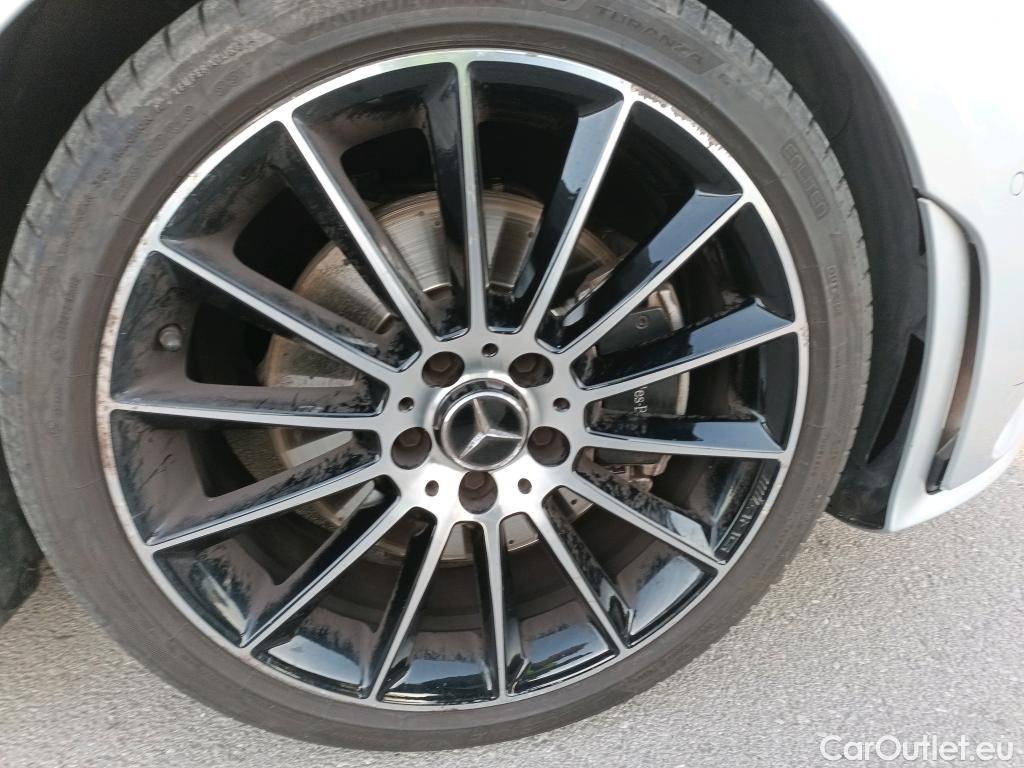  Mercedes  CLA-Klasse MERCEDES-BENZ CLA / 2019 / 5P / familiar CLA 200 D DCT Shooting Brake #8