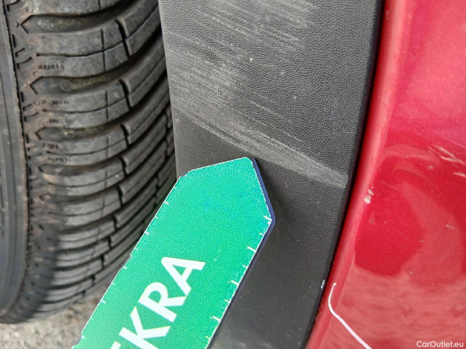  KIA  Sportage  Drive Hybrid 1.6 T-GDi AT6 E6d #17