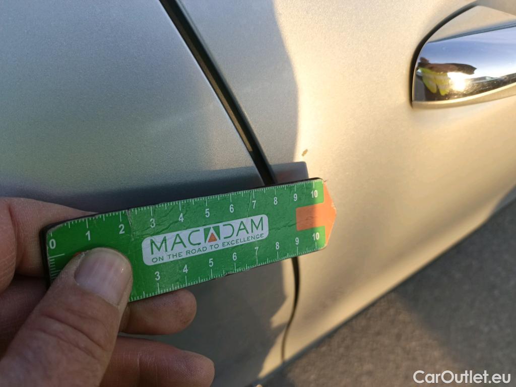  Mercedes  CLA-Klasse MERCEDES-BENZ CLA / 2019 / 5P / familiar CLA 200 D DCT Shooting Brake #16