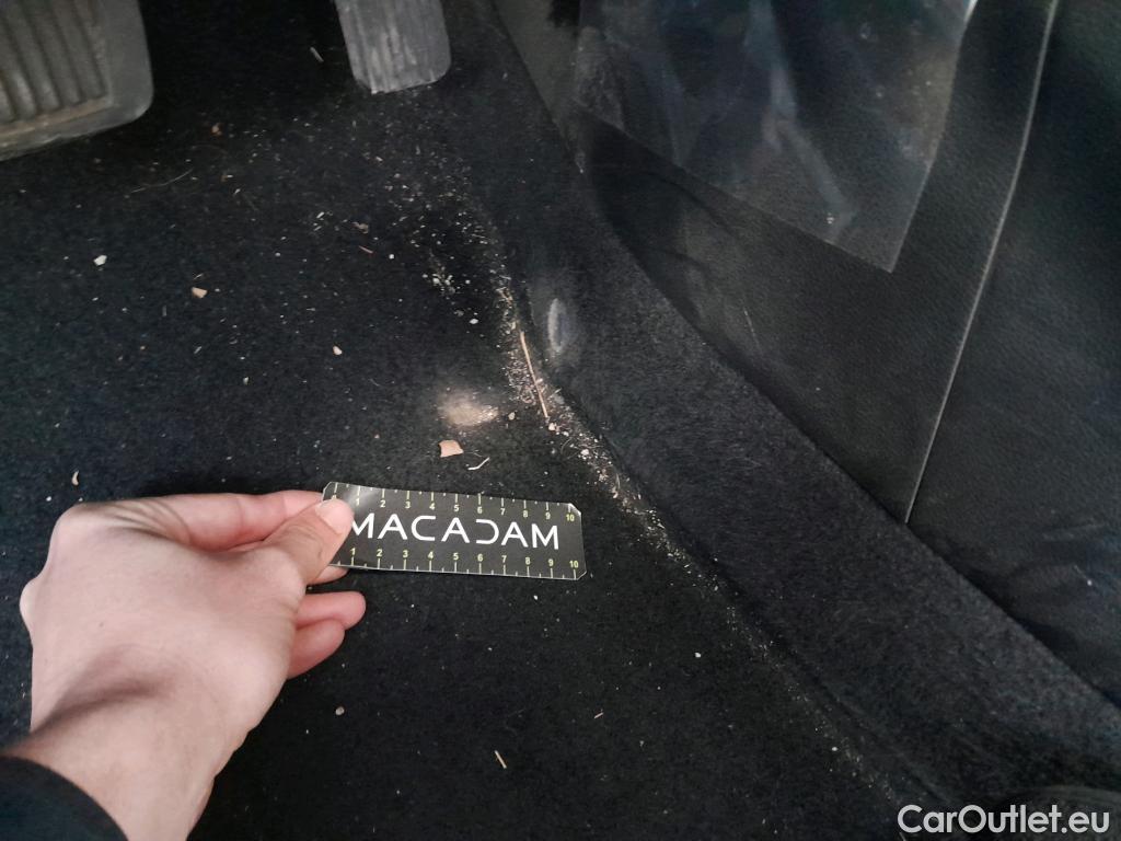  KIA  Cee'd KIA Ceed / 2018 / 5P / berlina con portón 1.0 MHEV 88kW (120CV) Drive DCT #7