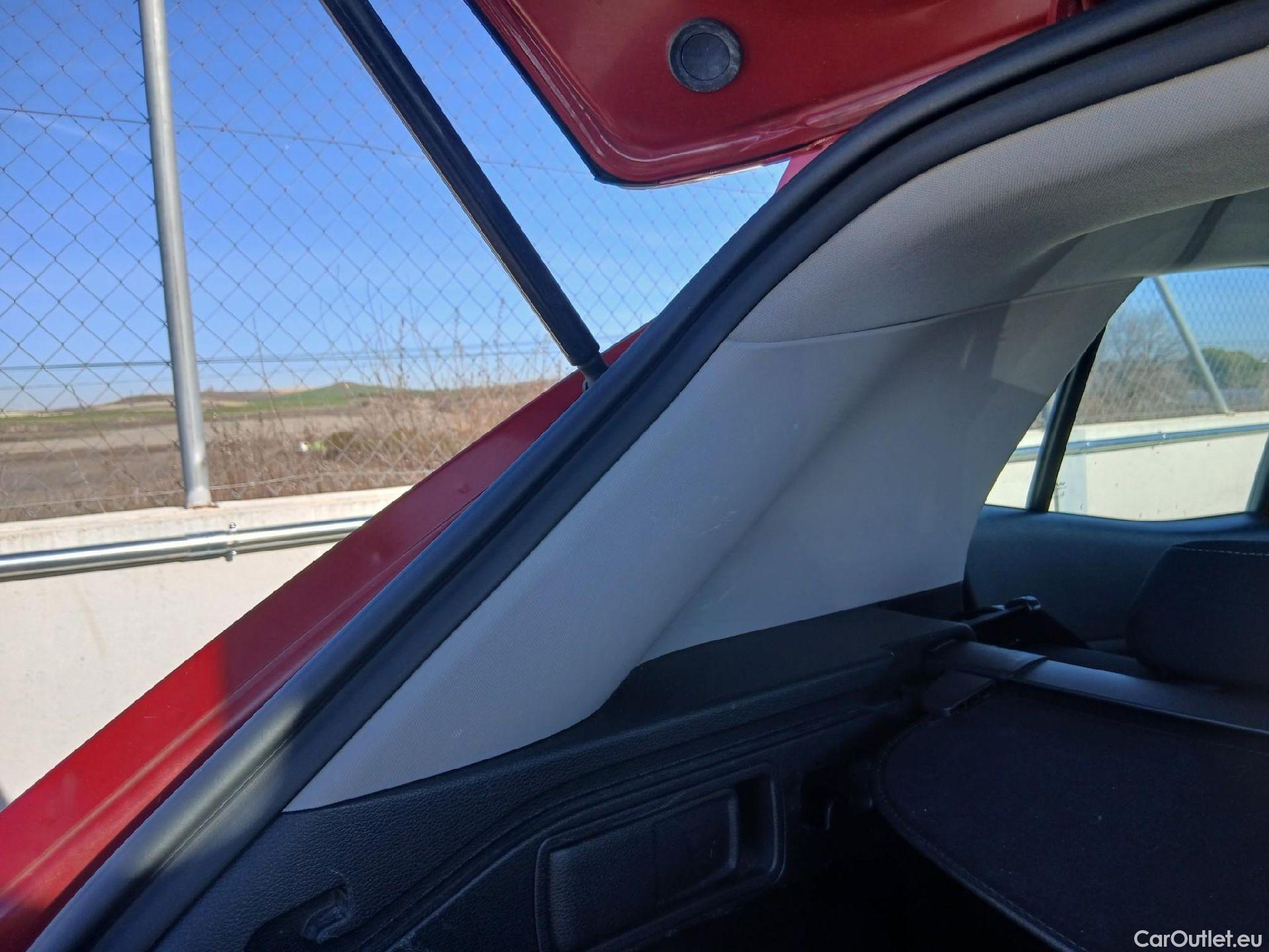  KIA  Sportage  Drive Hybrid 1.6 T-GDi AT6 E6d #47