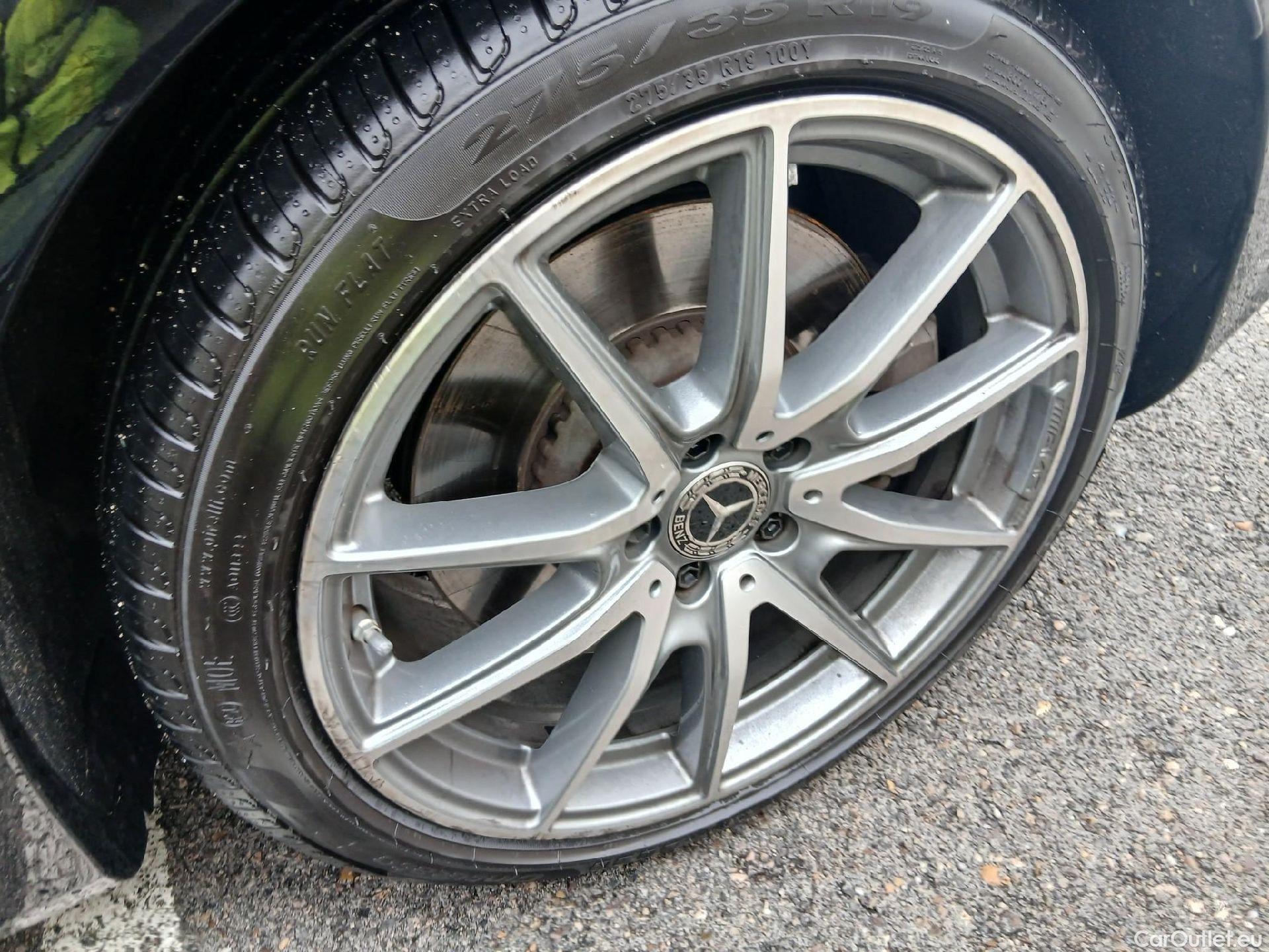  Mercedes  E-Klasse MERCEDES-BENZ Clase E / 2020 / 2P / coupé Coupé E 450 4MATIC #13