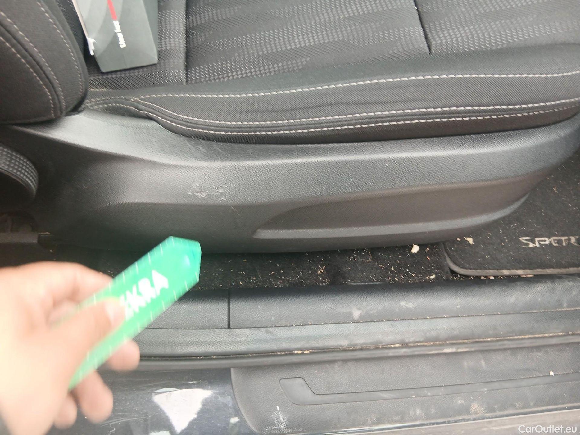  KIA  Sportage KIA  / 2018 / 5P / todoterreno 1.6 MHEV Business 100kW (136CV) 4x2 #52