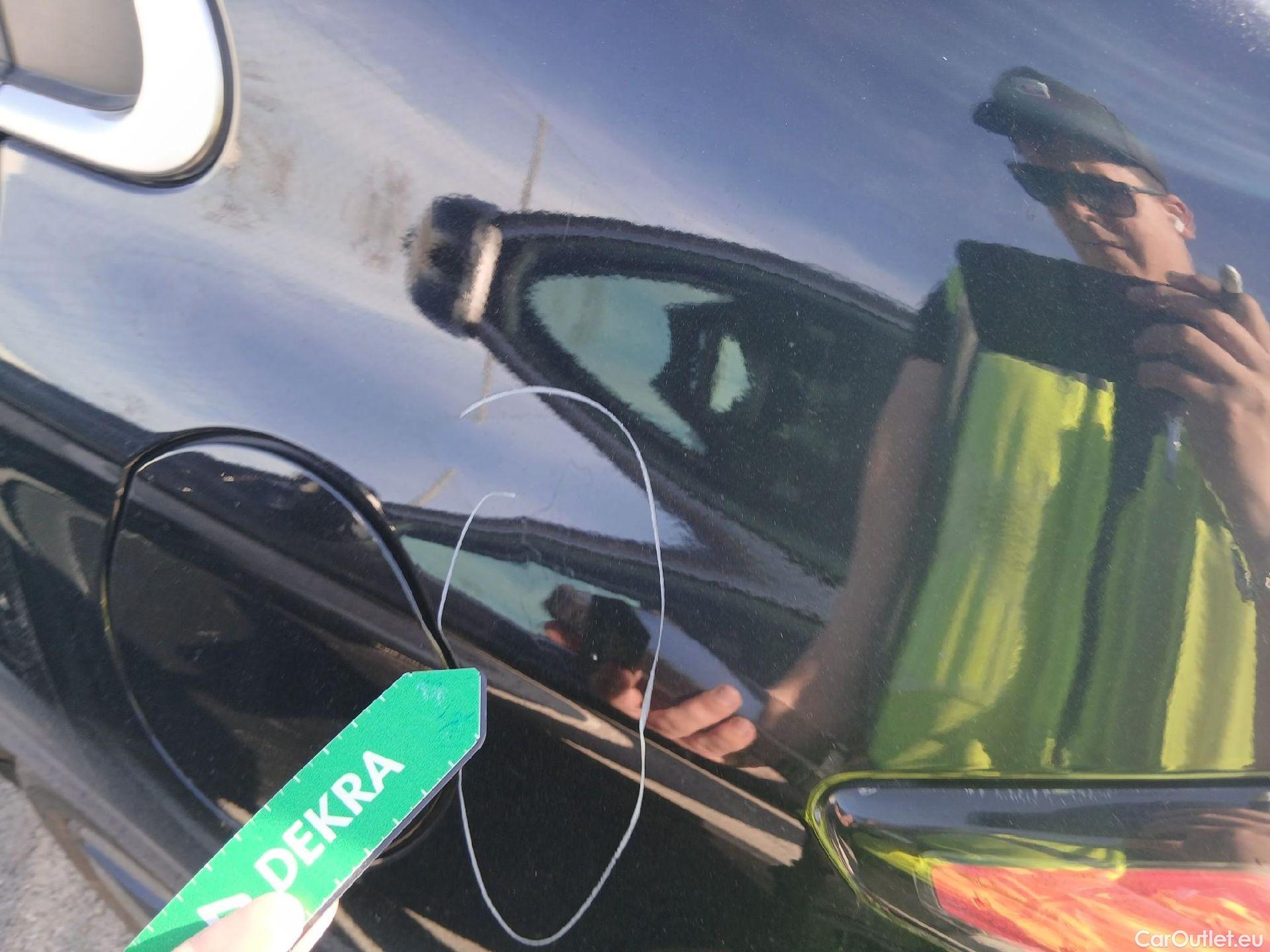  Hyundai   Ioniq HYUNDAI / 2019 / 5P / berlina con portón 1.6 GDI HEV Tecno DCT #14