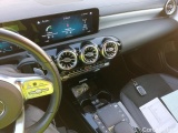  Mercedes  CLA-Klasse MERCEDES-BENZ CLA / 2019 / 5P / familiar CLA 200 D DCT Shooting Brake #14