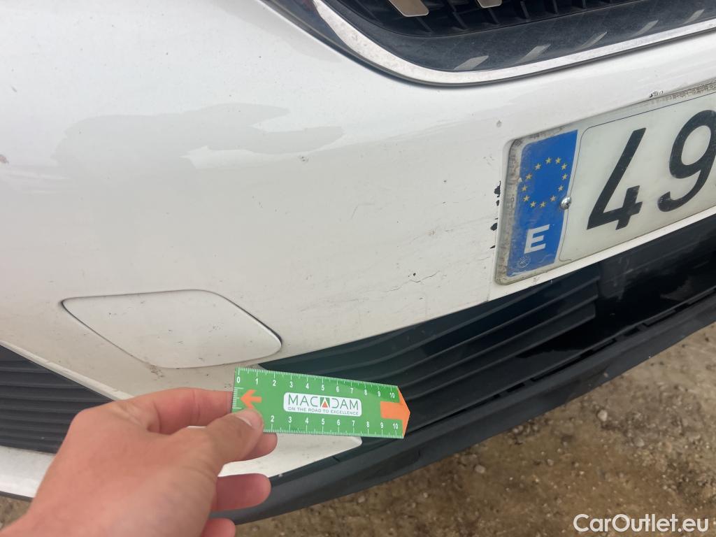  Peugeot  3008 PEUGEOT  / 2016 / 5P / todoterreno 1.2 PURETECH 96KW (130CV) ACTIVE S&S #22