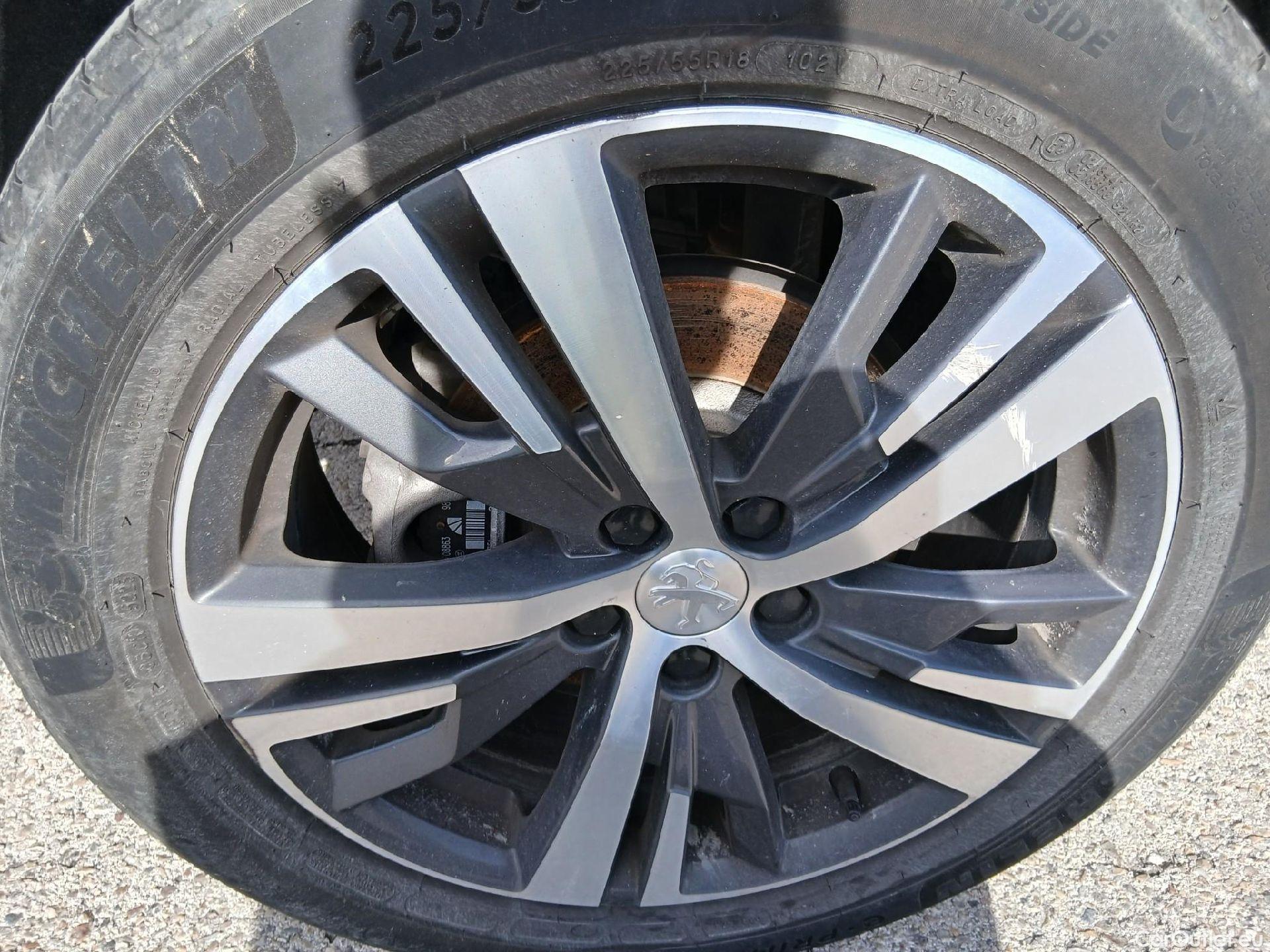  Peugeot  3008  Allure Pack 1.5 HDi 130CV AT8 E6d #24