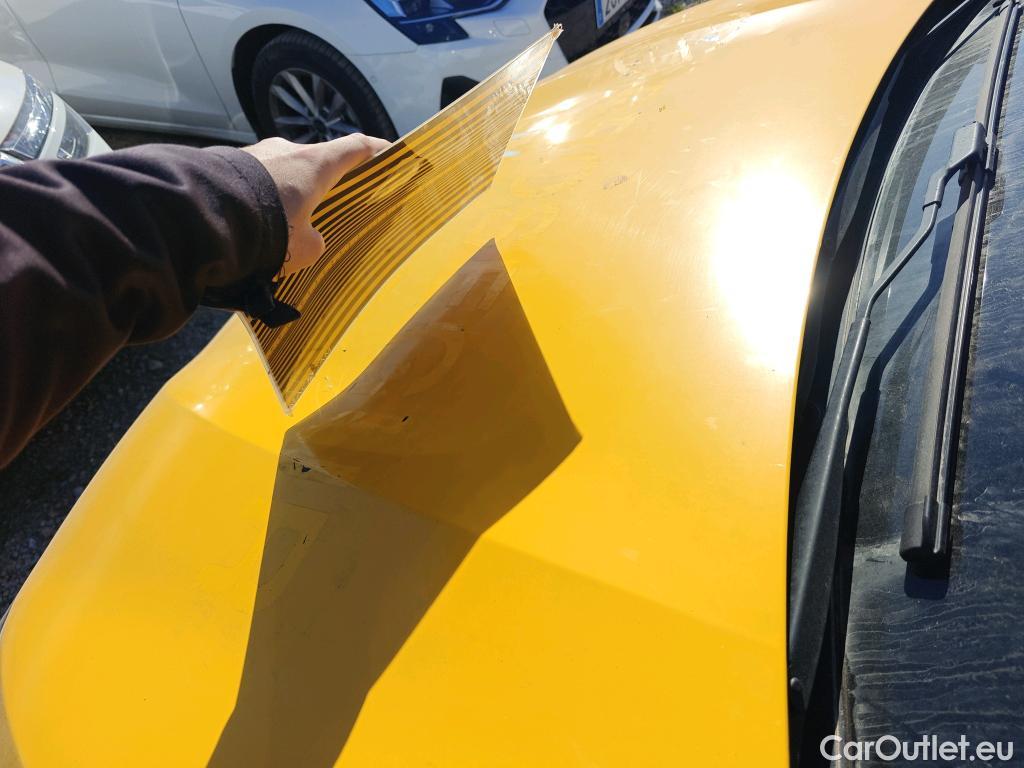  Renault  Clio RENAULT  / 2019 / 5P / berlina con portón Business Blue dCi 74kW (100CV) #19