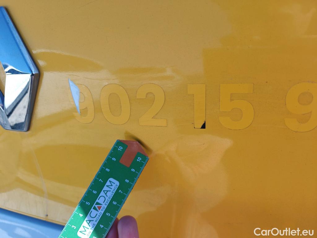  Renault  Clio RENAULT  / 2019 / 5P / berlina con portón Business Blue dCi 74kW (100CV) #74