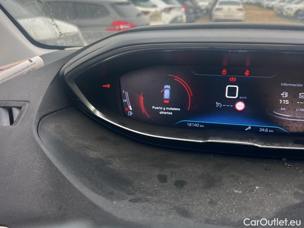  Peugeot  3008 PEUGEOT  / 2016 / 5P / todoterreno 1.2 PURETECH 96KW (130CV) ACTIVE S&S #34