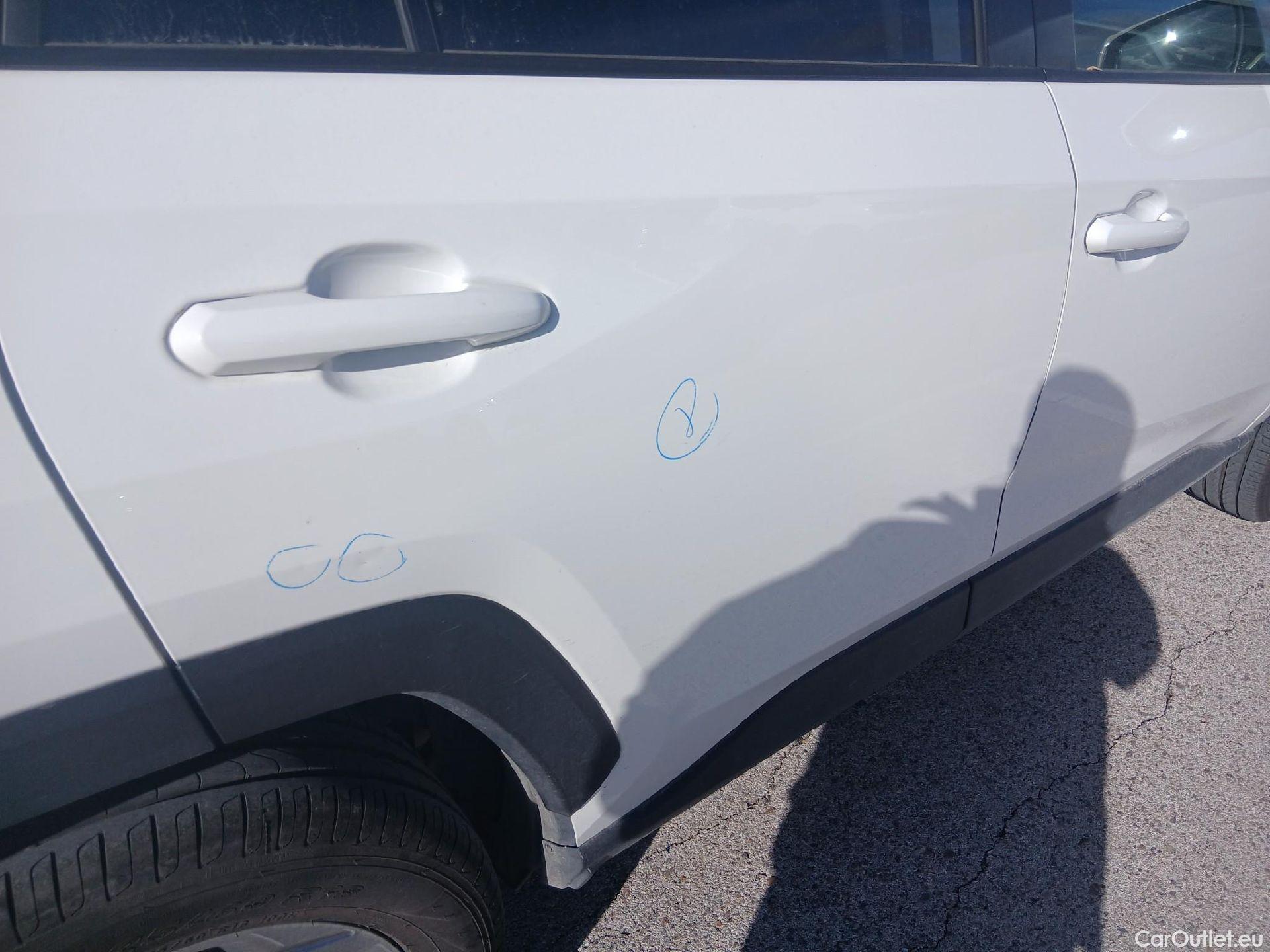  Toyota  RAV4 TOYOTA  / 2018 / 5P / todoterreno 2.5l 220H Advance #12