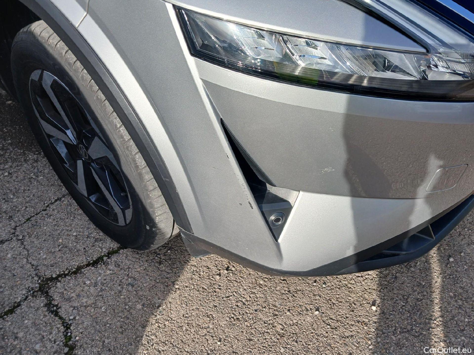  Nissan  Qashqai NISSAN  / 2021 / 5P / todoterreno DIG-T 116kW mHEV Xtronic N-GO(SP) #2