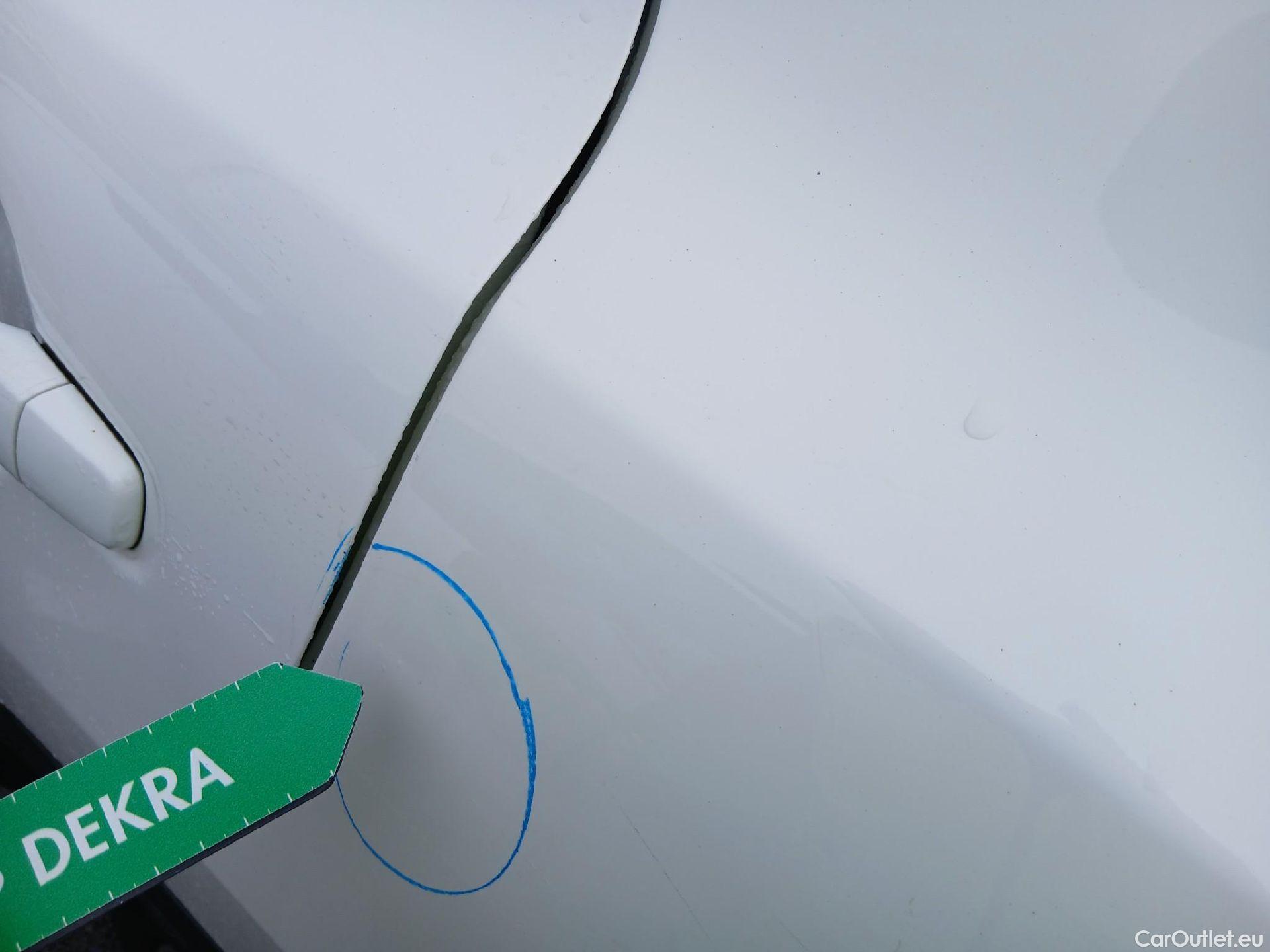  Nissan  Qashqai NISSAN  / 2017 / 5P / todoterreno dCi 150CV (110kW) 4WD ACENTA #24