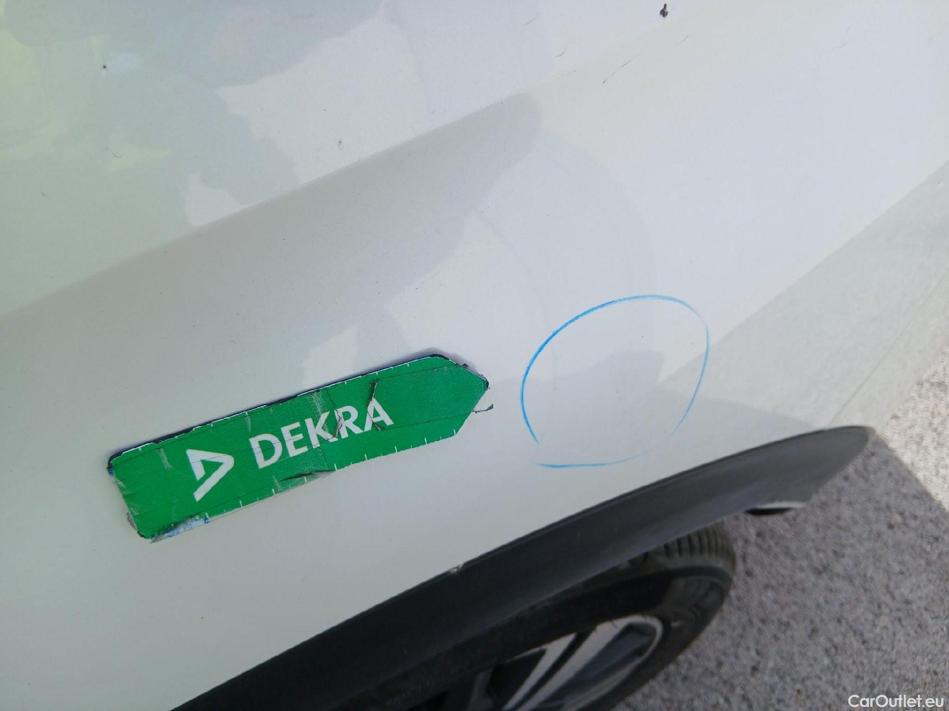  Peugeot  3008  Allure Pack 1.5 HDi 130CV AT8 E6d #14