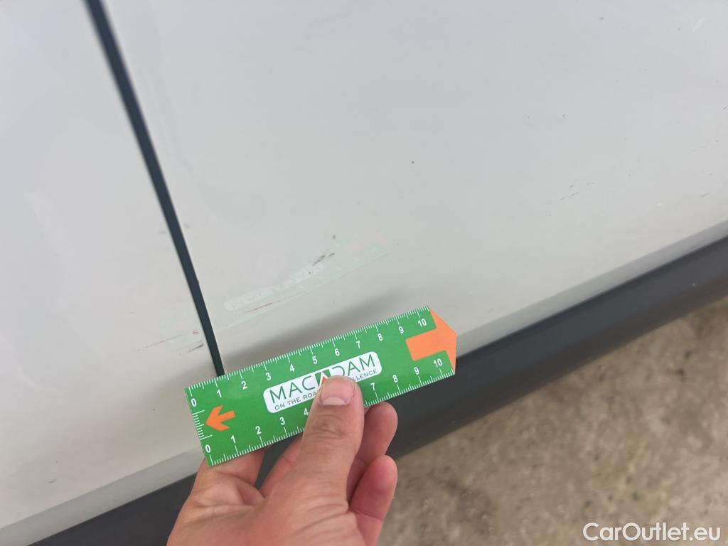  Peugeot  3008 PEUGEOT  / 2016 / 5P / todoterreno 1.2 PURETECH 96KW (130CV) ACTIVE S&S #4