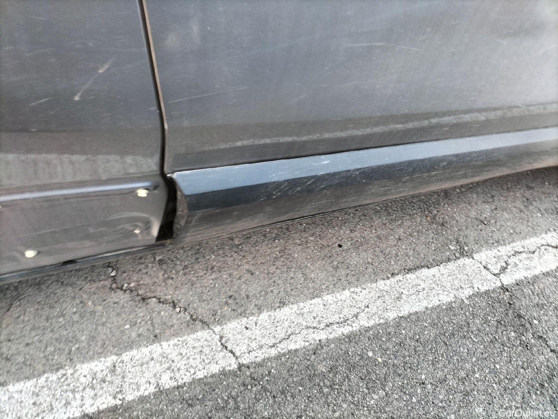  Toyota  C-HR TOYOTA  / 2016 / 5P / todoterreno 1.8 125H Advance (CX) #62