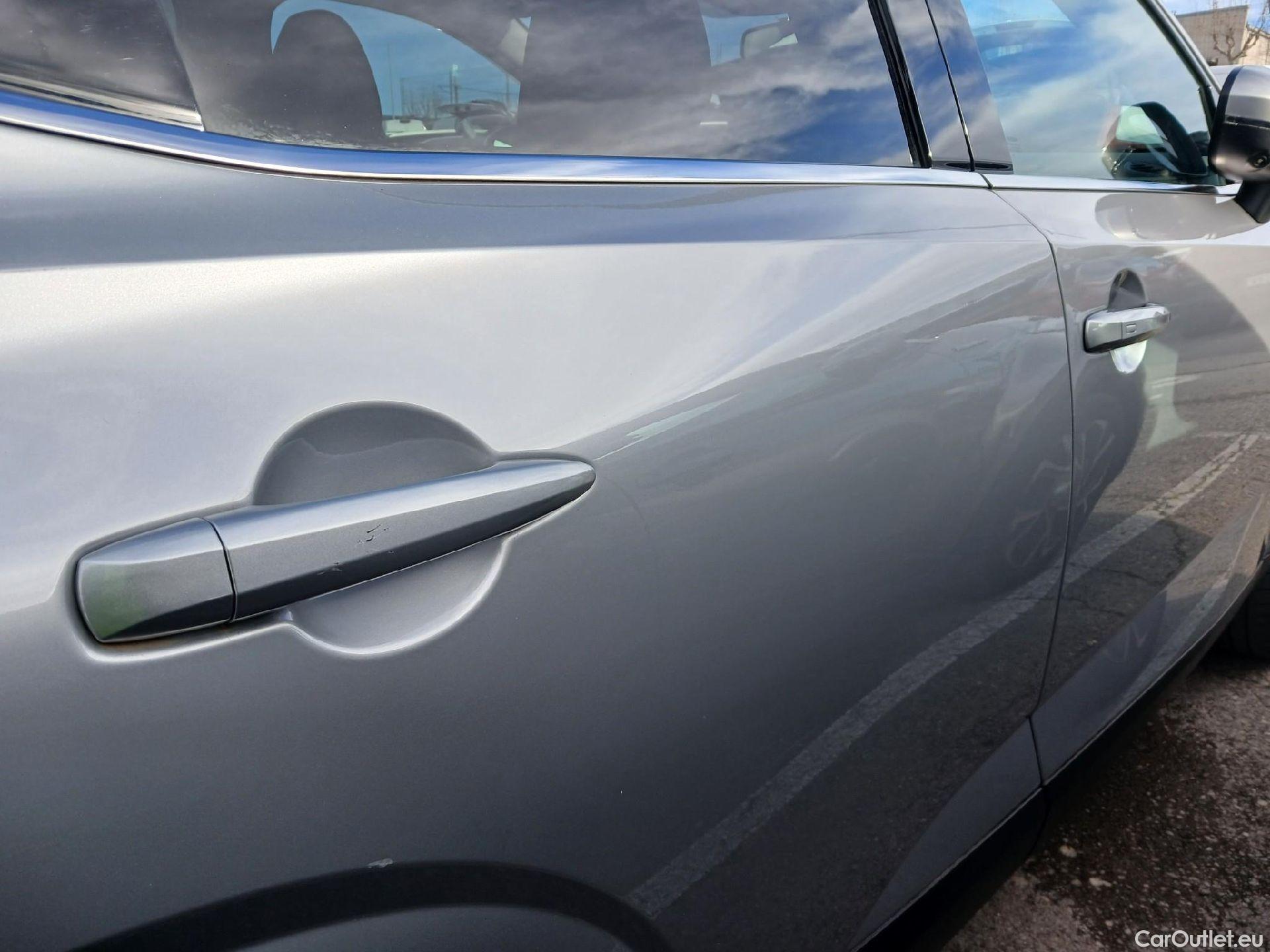  Nissan  Qashqai NISSAN  / 2021 / 5P / todoterreno DIG-T 116kW mHEV Xtronic N-GO(SP) #17