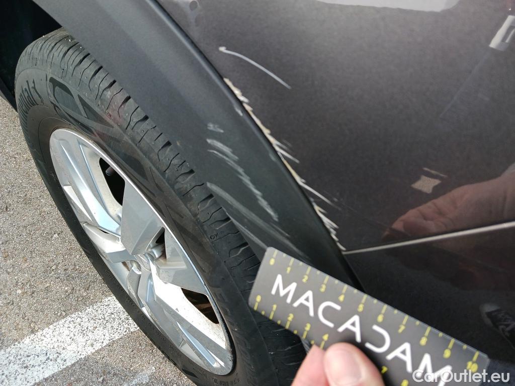  Peugeot  3008 PEUGEOT  / 2020 / 5P / todoterreno 1.5 BlueHDi 96kW (130CV) S&S Active Pack #7