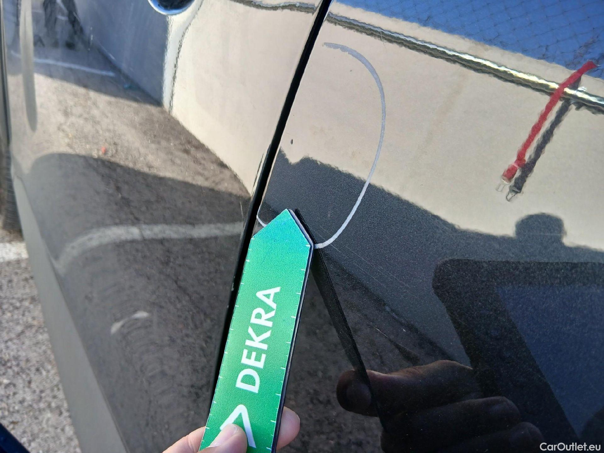  Toyota  Yaris Cross TOYOTA  / 2021 / 5P / todoterreno 1.5 120H Active Plus #10