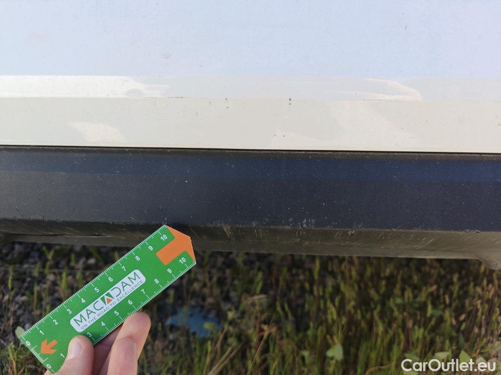  Renault  Clio RENAULT  / 2019 / 5P / berlina con portón Business Blue dCi 74kW (100CV) #32