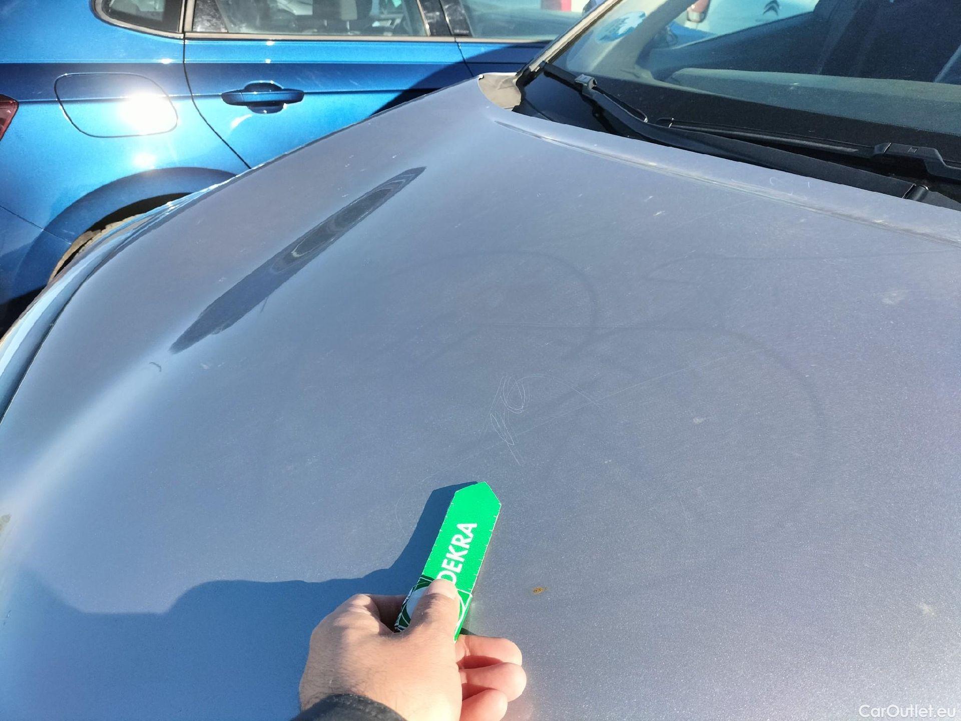  Toyota  C-HR TOYOTA  / 2016 / 5P / todoterreno 1.8 125H Advance (CX) #13