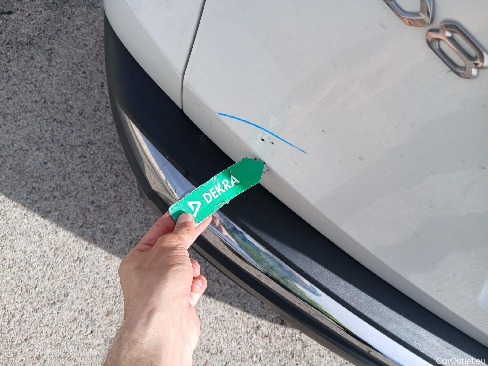  Peugeot  3008  Allure Pack 1.5 HDi 130CV AT8 E6d #19