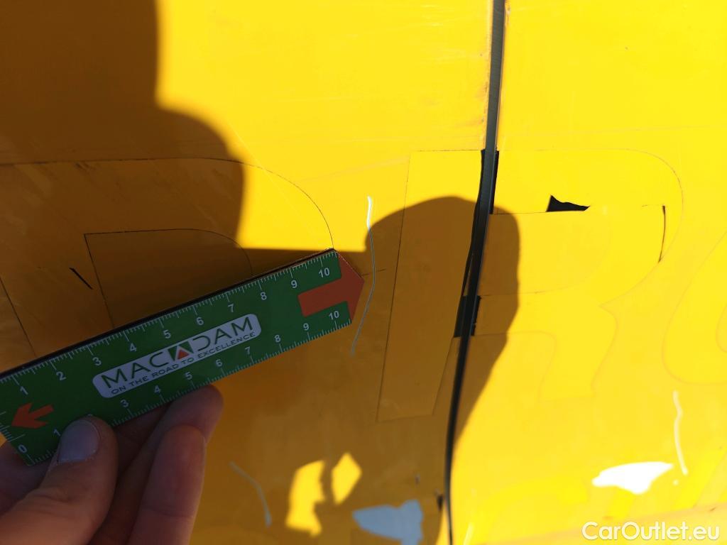  Renault  Clio RENAULT  / 2019 / 5P / berlina con portón Business Blue dCi 74kW (100CV) #37