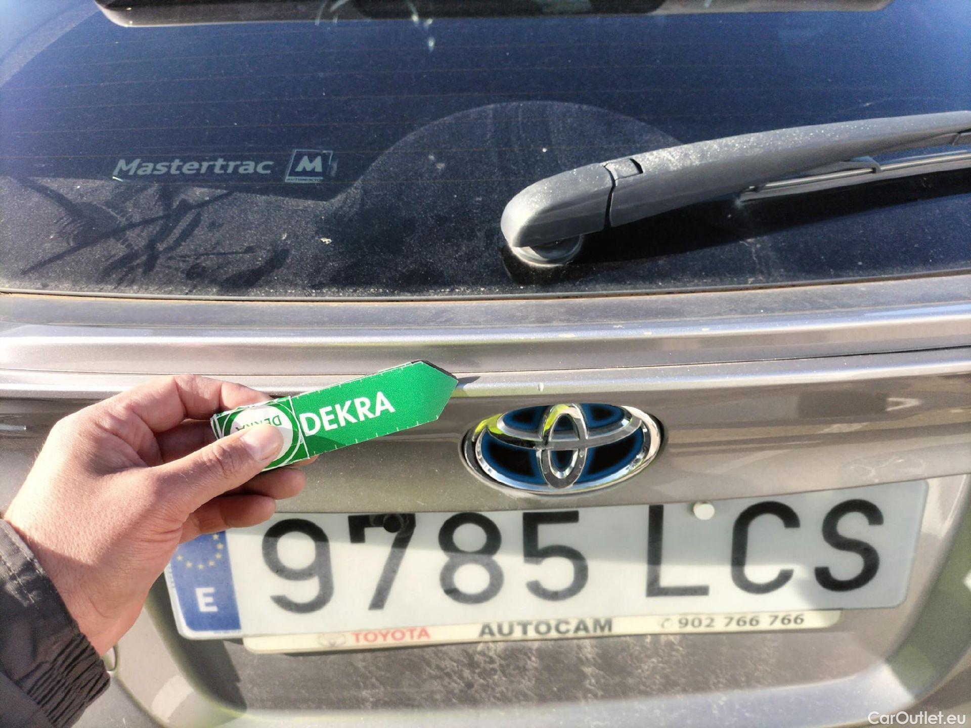  Toyota  C-HR TOYOTA  / 2016 / 5P / todoterreno 1.8 125H Advance (CX) #38